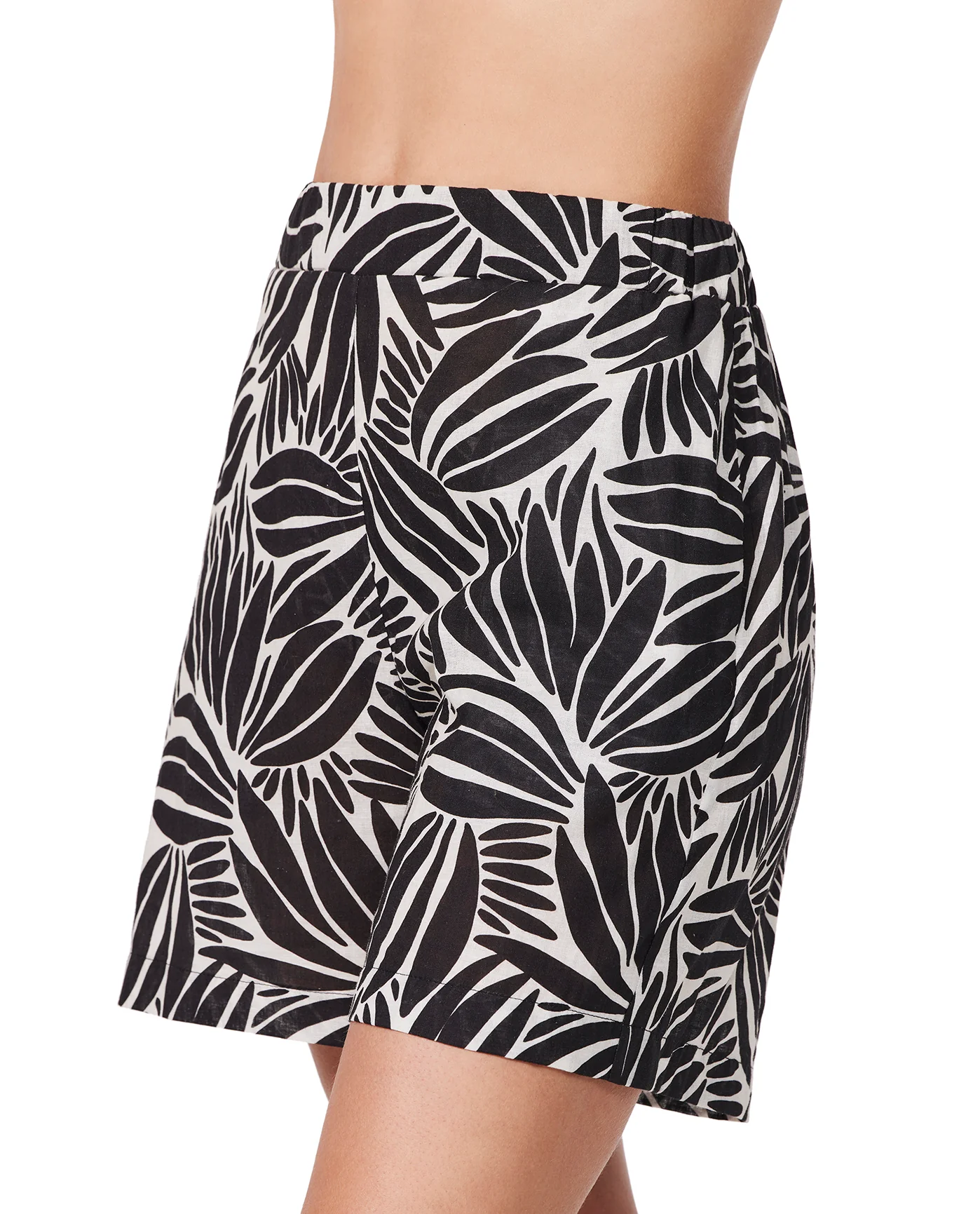 Comeback Short Cover-Up -Blk/wh - Image 5
