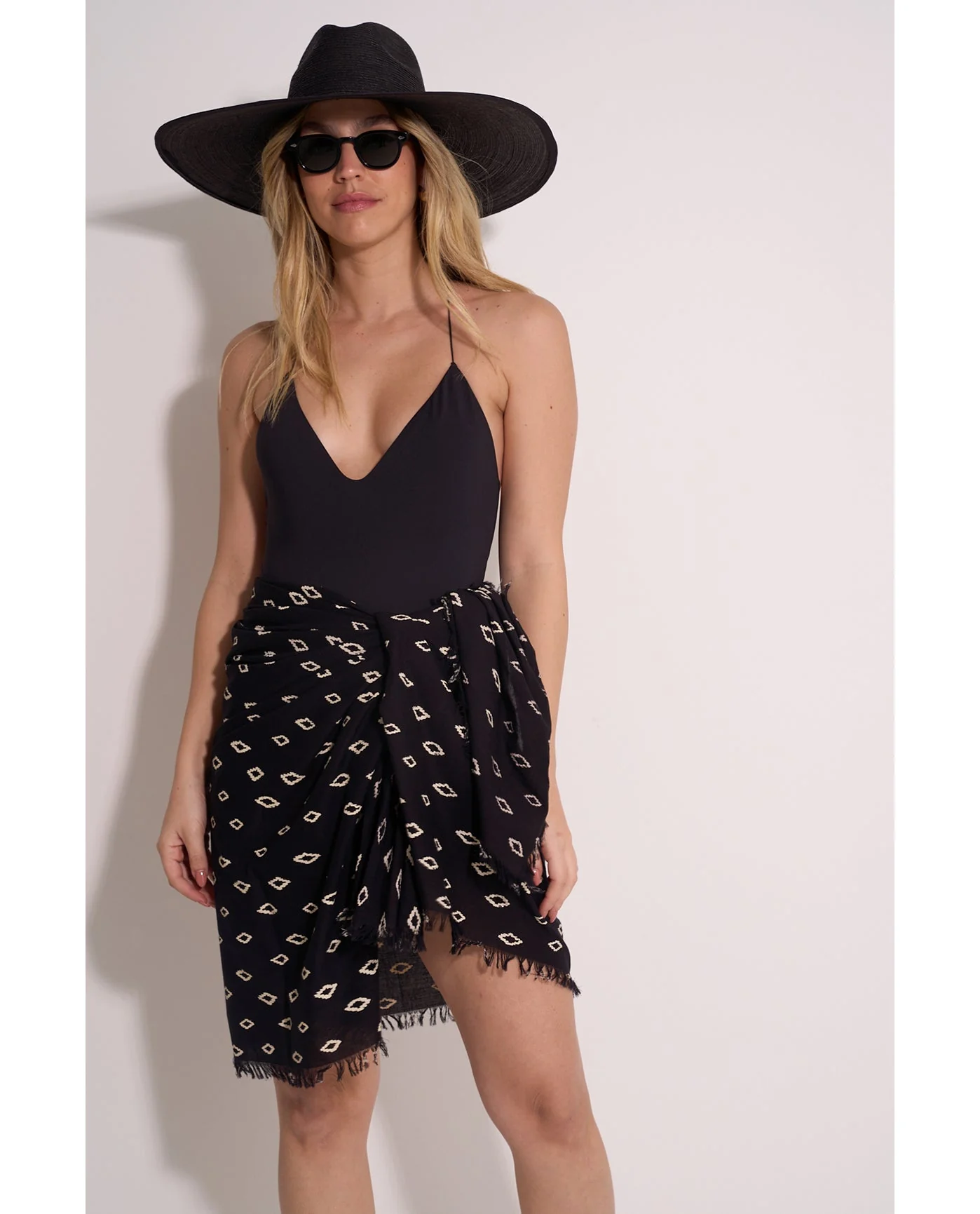 Kaia Pareo Cover-Up - Image 3